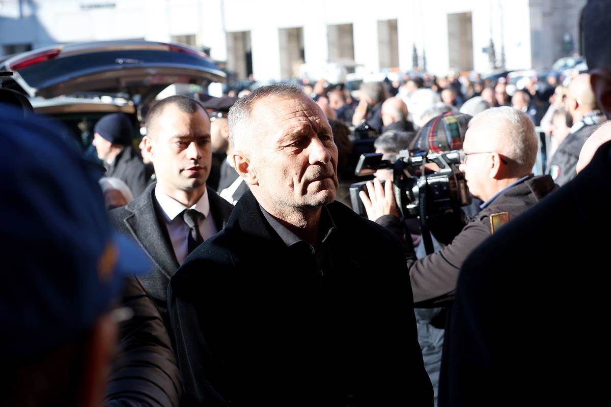 siniša mihajlović sahrana 3 (23).jpg