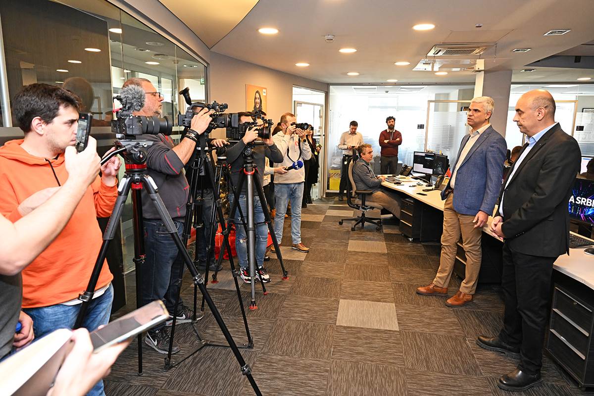 Tomislav Petrovic, CTO i Vladimir Radovic, Direktor Direkcije za inženjering.JPG