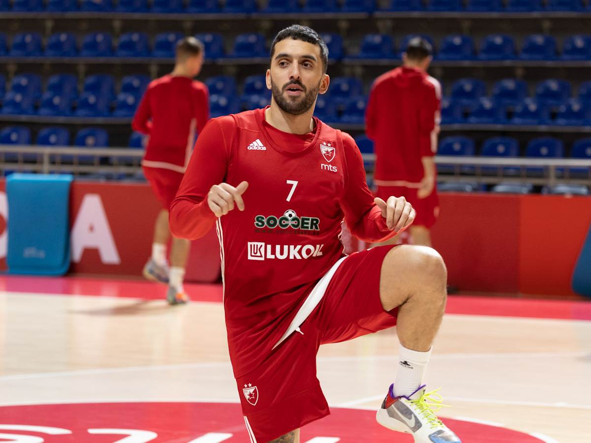 Da li Kampaco igra protiv Olimpijakosa