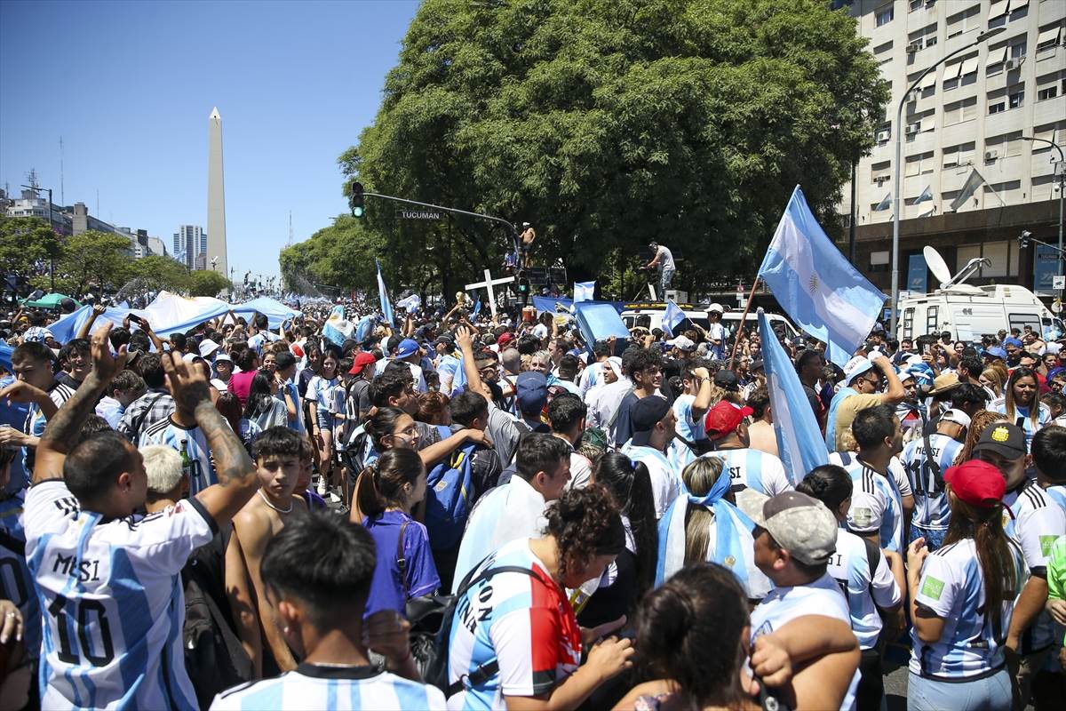 Argentinci doček fudbalera  (18).jpg