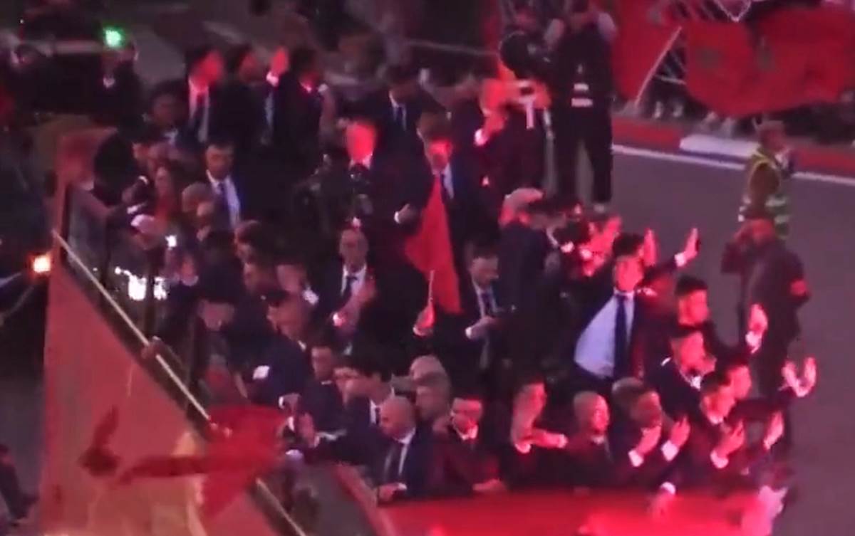 Maroko docekao fudbalere iz Katara (7).png