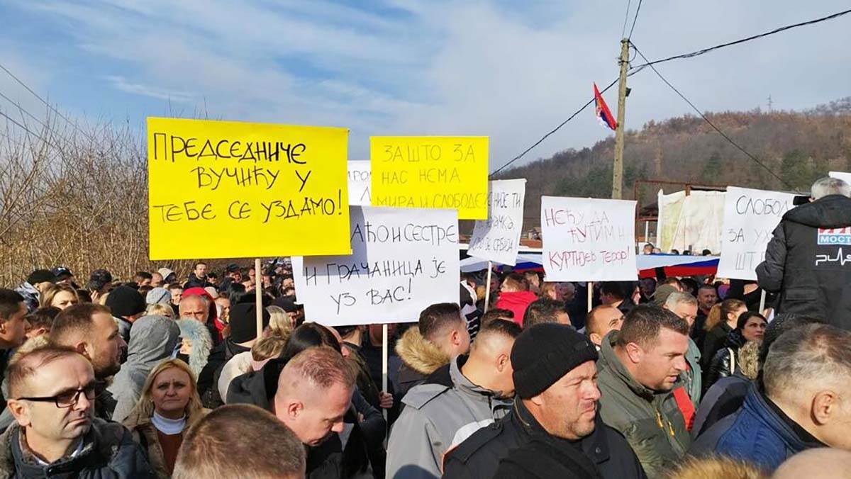 Srbi na barikadama Kosovo (12).jpg