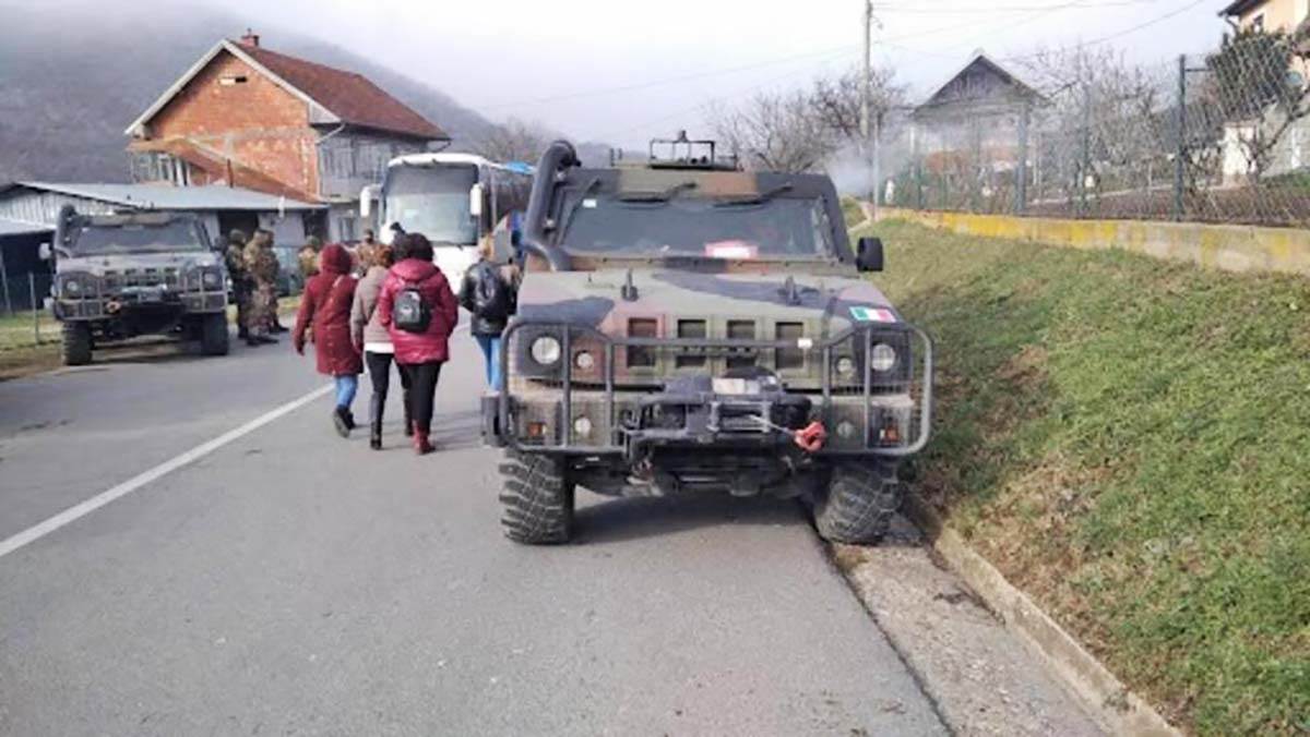 Srbi na barikadama Kosovo (20).jpg