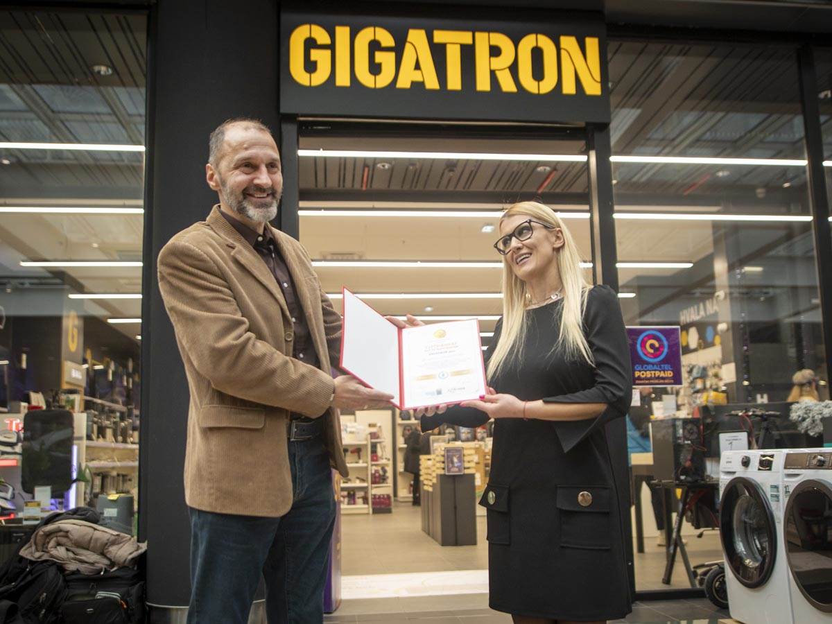 gigatron_stefan_stojanović_ (17).jpg