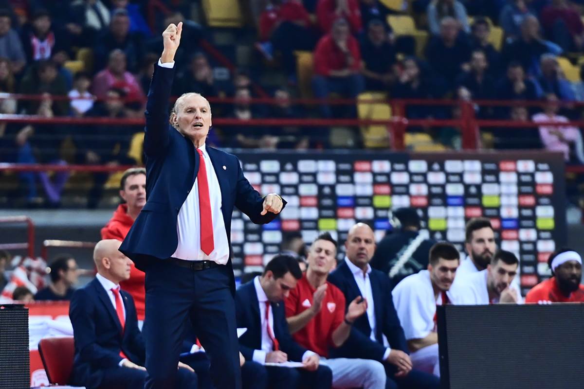 Crvena Zvezda Olimpijakos Evroliga (5).jpg