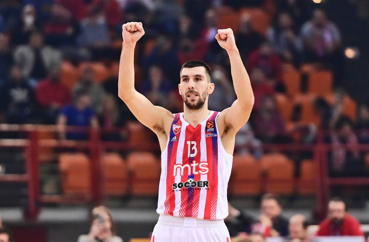 Crvena Zvezda Olimpijakos Evroliga (6).jpg