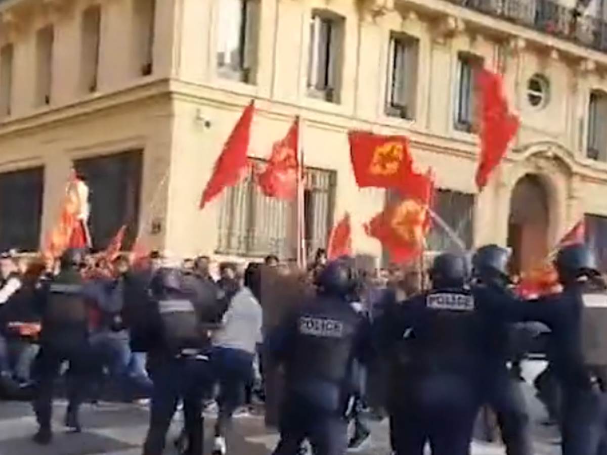 Veliki haos u parizu poginuli 3.png