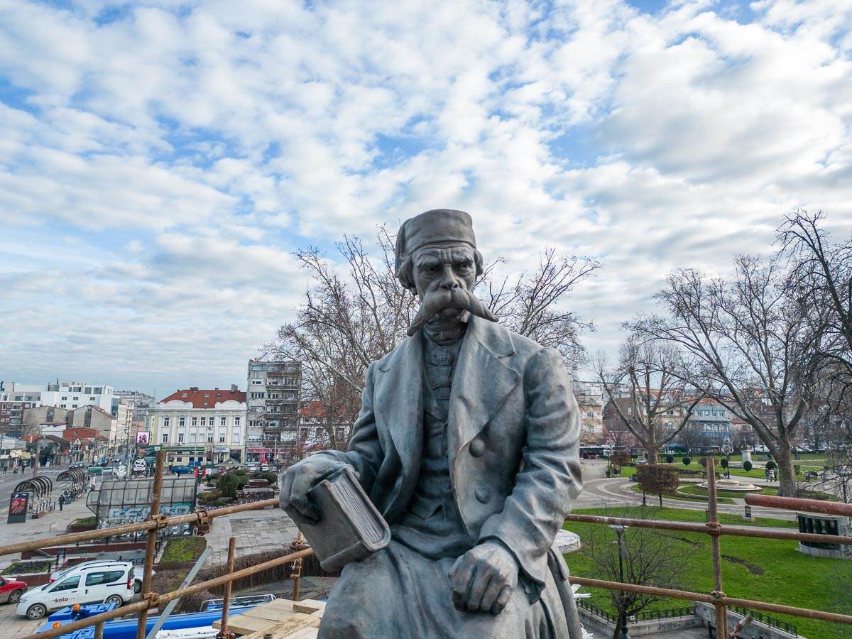 Vuk Karadžić spomenik-0082.jpg