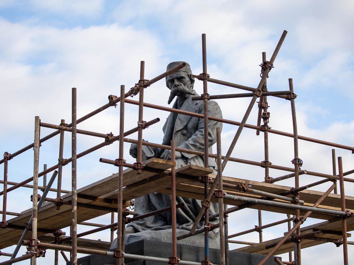 Vuk Karadžić spomenik-0114.jpg