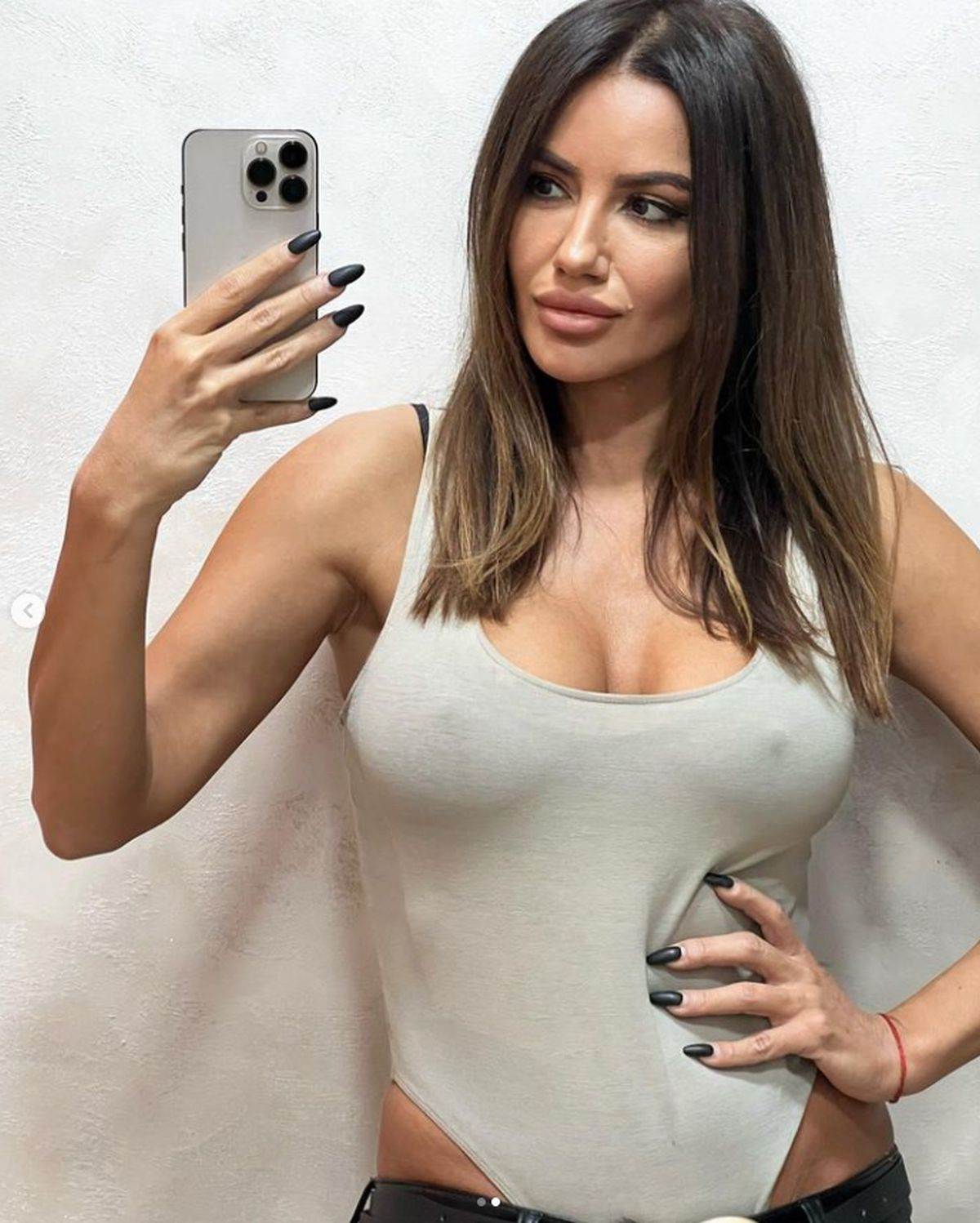 Sindi Models otkrila veliku tajnu u 43 godini