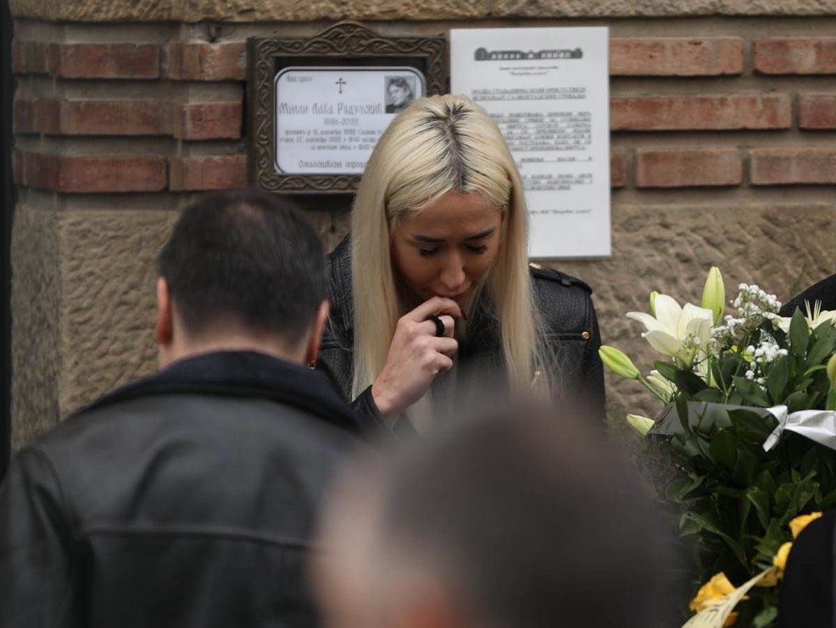 SAHRANA MILANA RADULOVIĆA LAĆE (6).jpg