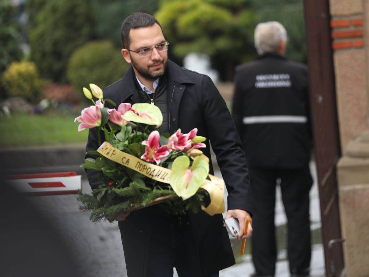 WhatsApp Image 2022-12-27 at 11.58.55 (2).jpg