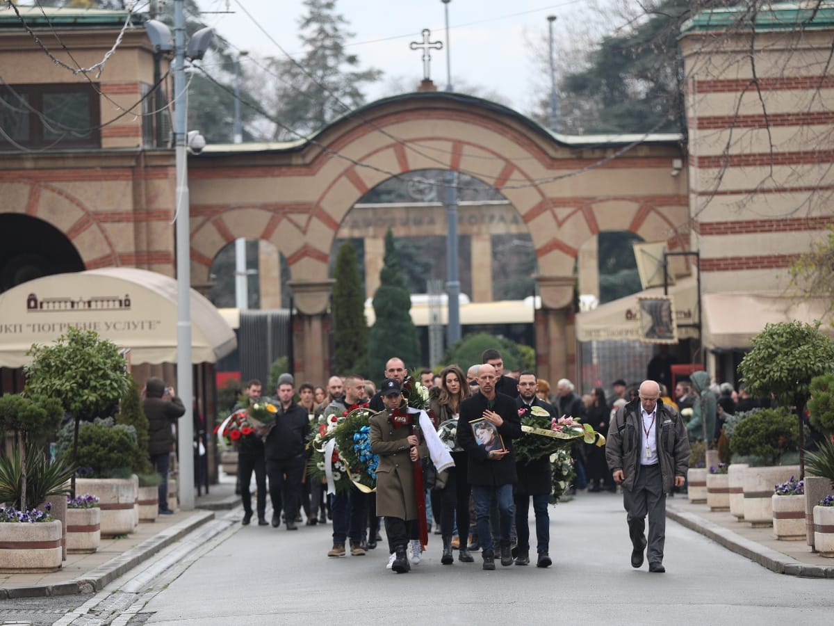 SAHRANA MILANA RADULOVIĆA LAĆE (2).jpeg
