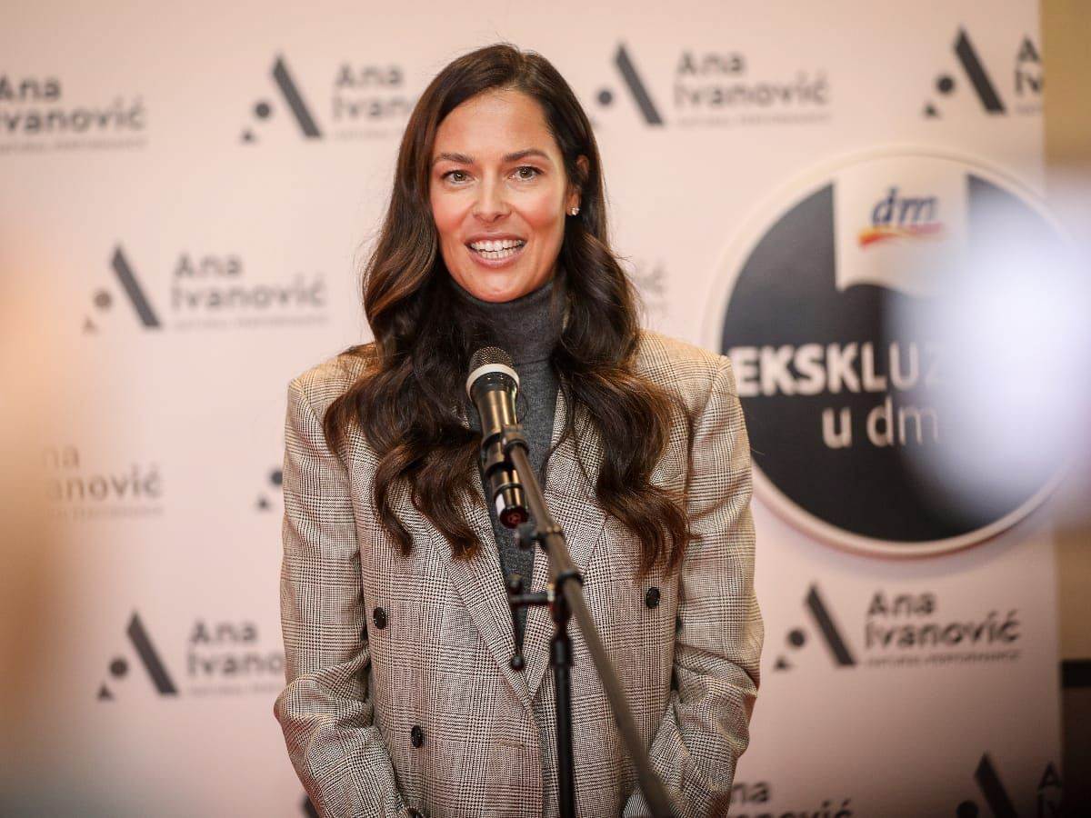 Ana Ivanovic-2.jpg