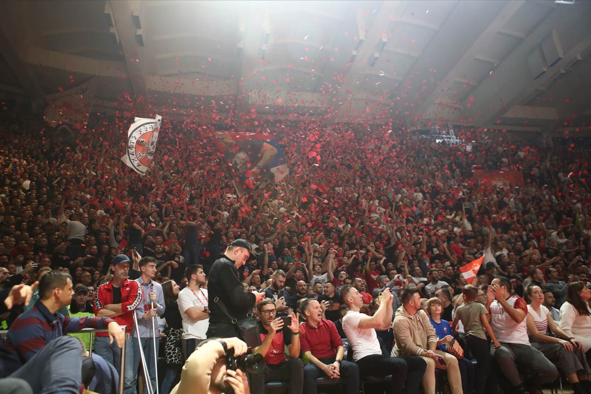 Zvezda - Barselona.jpg