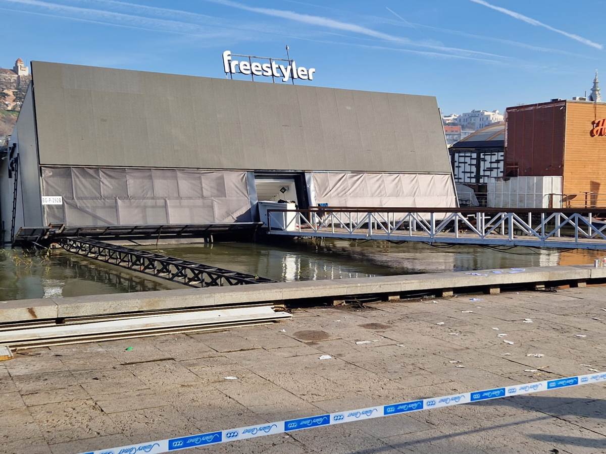 Splav Fristajl (5).jpg