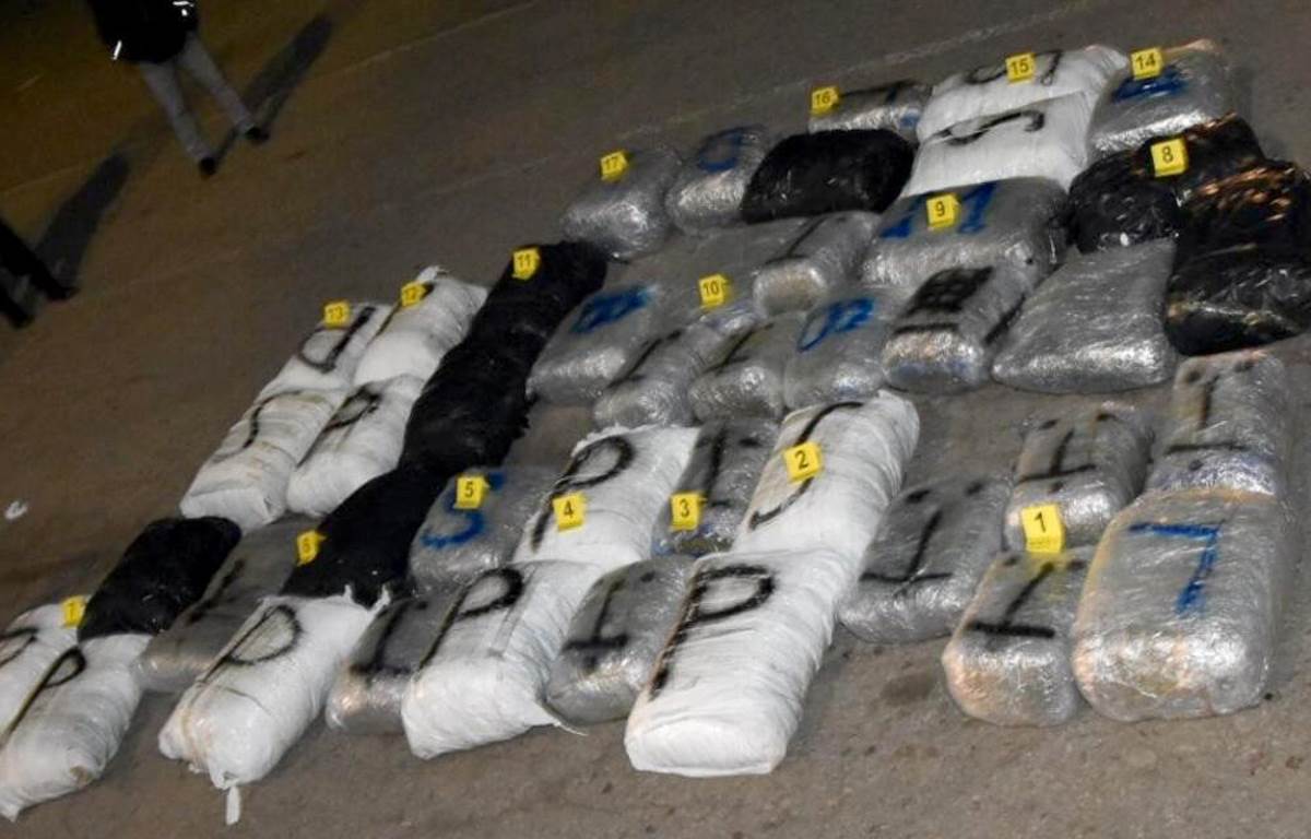 ZAPLENJENO 322 KILOGRAMA MARIHUANE-3.jpg