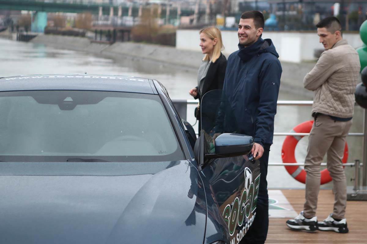 COI-5845 - Copy (2).jpg