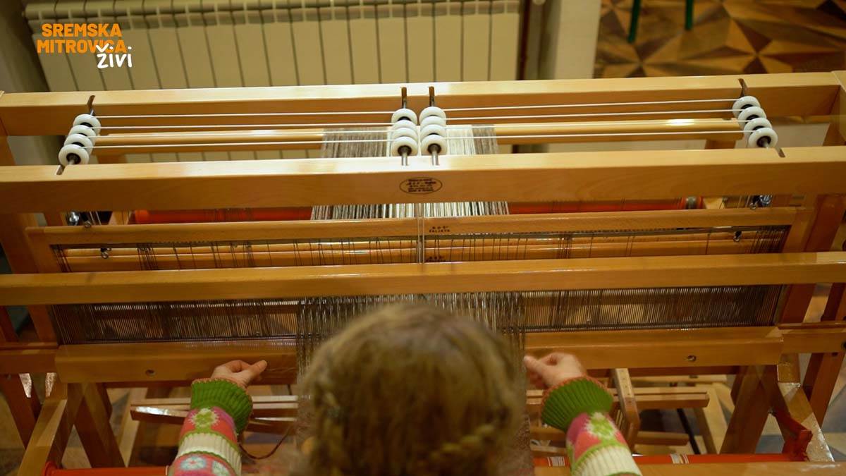 - 16x9.00_00_10_01.Still003.jpg