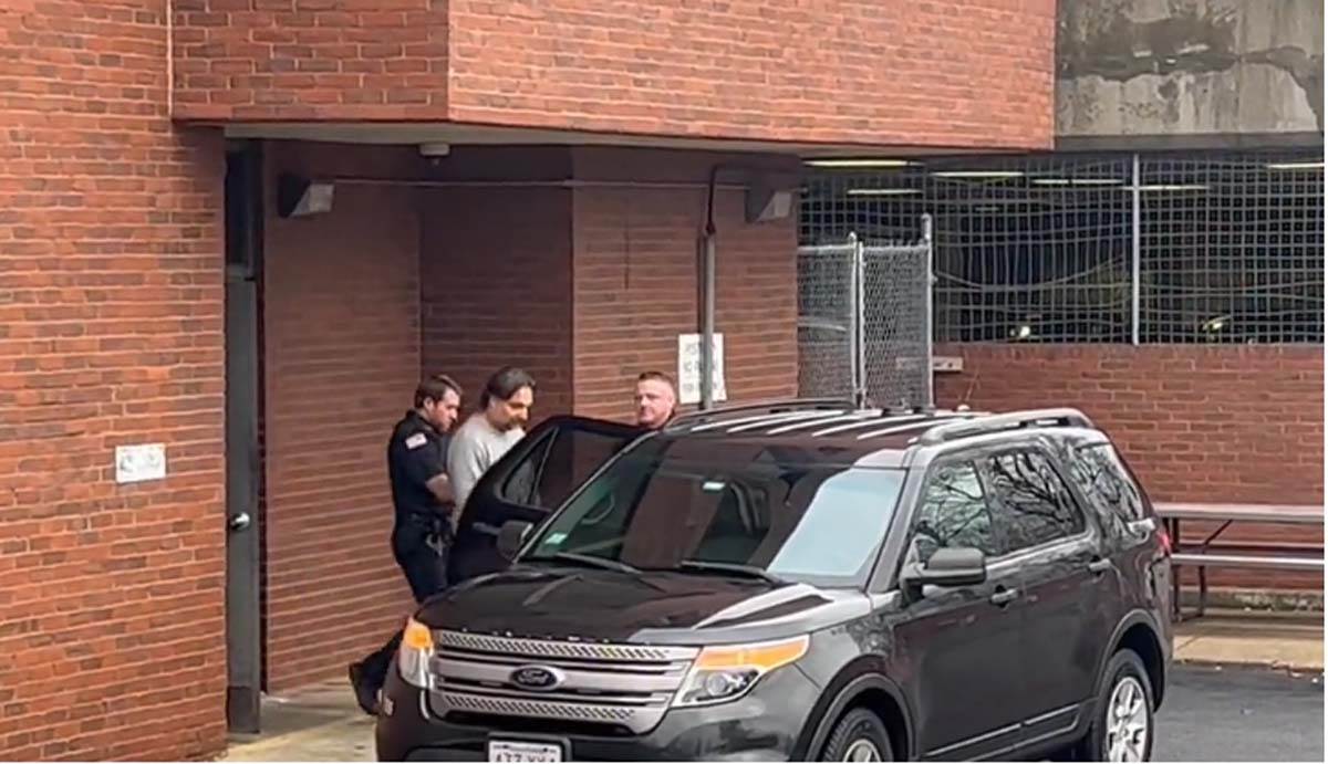 Screenshot 2023-01-18 at 16-10-32 Julianne Lima on Twitter.jpg