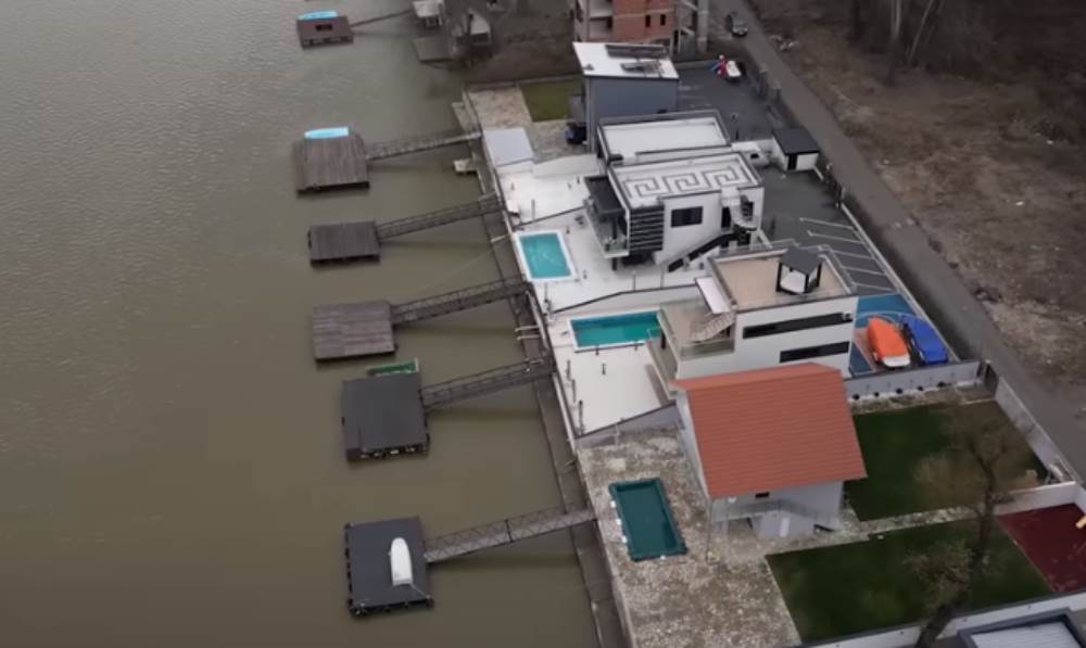 đani kuća na savi1.png