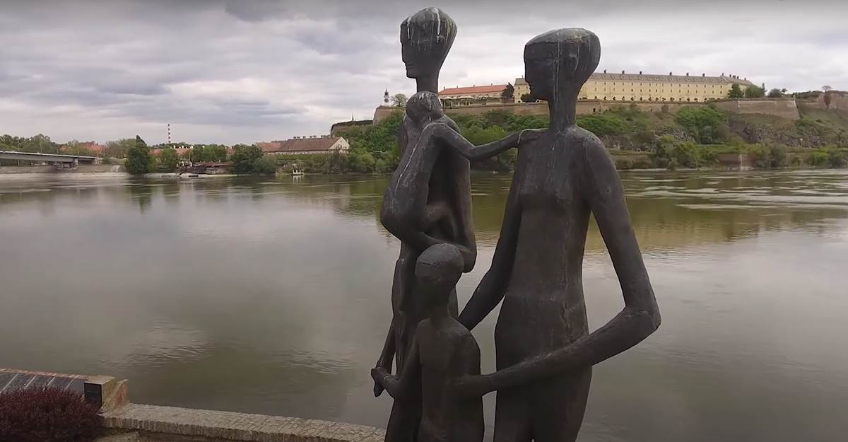 Novi Sad - POMEN ŽRTVAMA NOVOSADSKE RACIJE: Predstavljen program obeležavanja 81. godišnjice