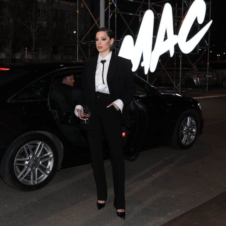 Jelena Rozga Emina Jahović i Sara Jo na MAC manifestaciji