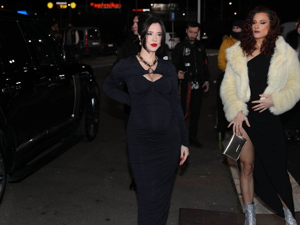 Sajsi MC trudna prvi put u javnosti