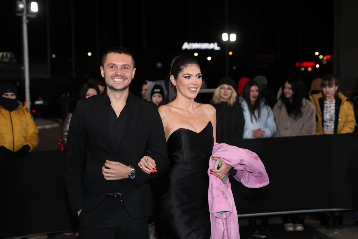 Iva Grgurić razdvojila silikone i isprozivala Minu Vrbaški