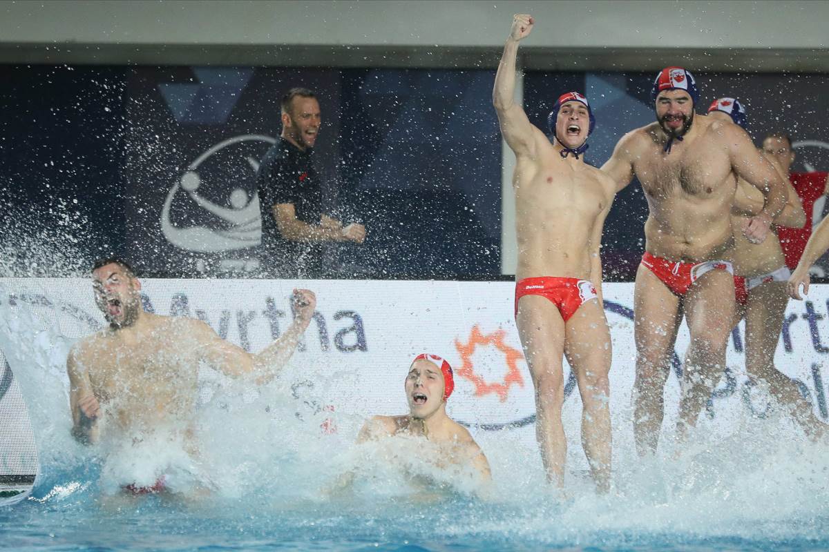 Finale vaterpolo kupa Crvena Zvezda - Novi Beograd-12.jpg