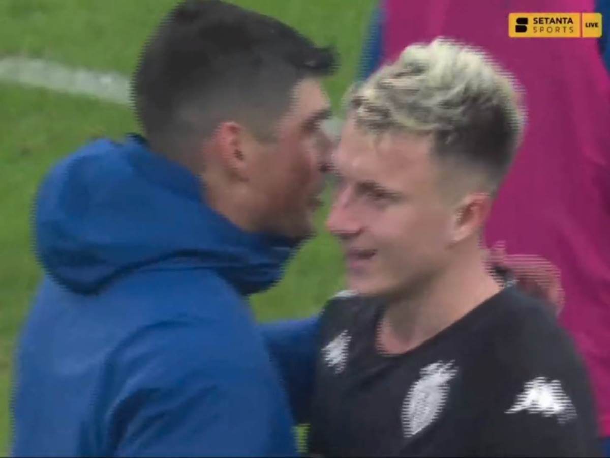 Pozdrav ruskog i ukrajinskog fudbalera