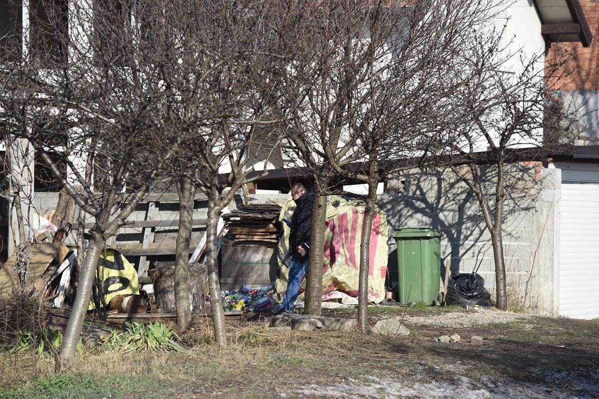 Zemun, pronadjen leš (8).jpg