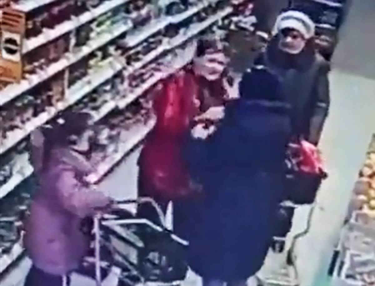 Brutalna tuča 2 žene u marketu