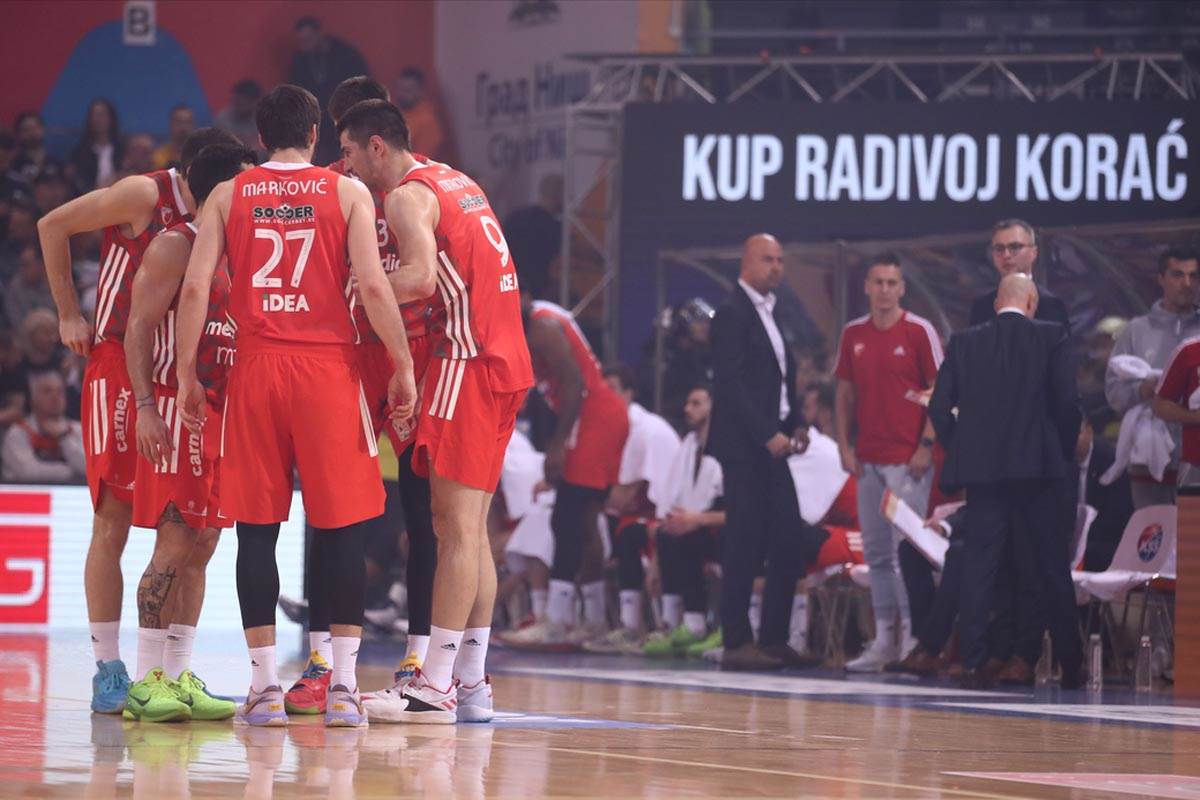 DERBI PARTIZAN ZVEZDA (13).jpg