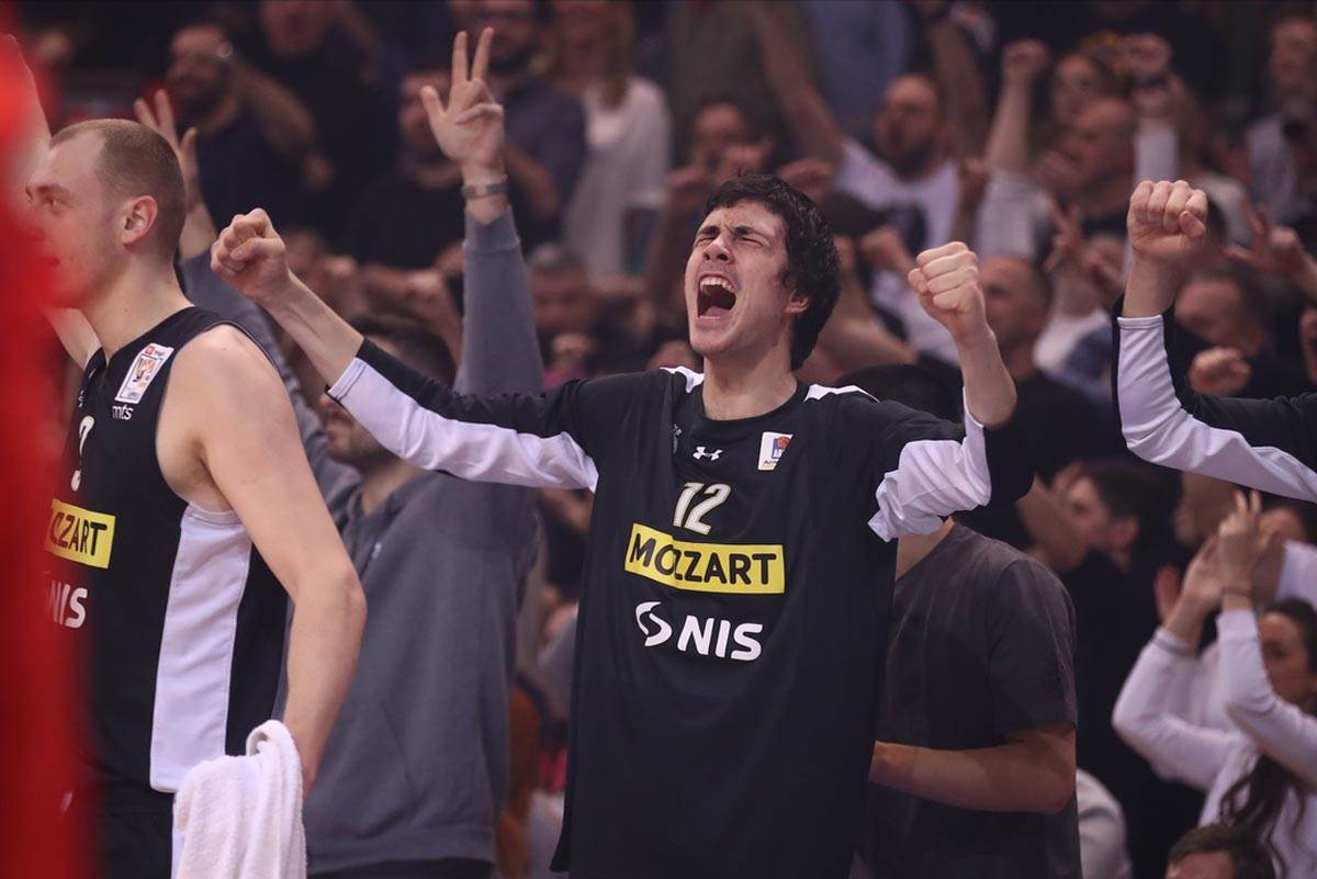 DERBI PARTIZAN ZVEZDA (19).jpg