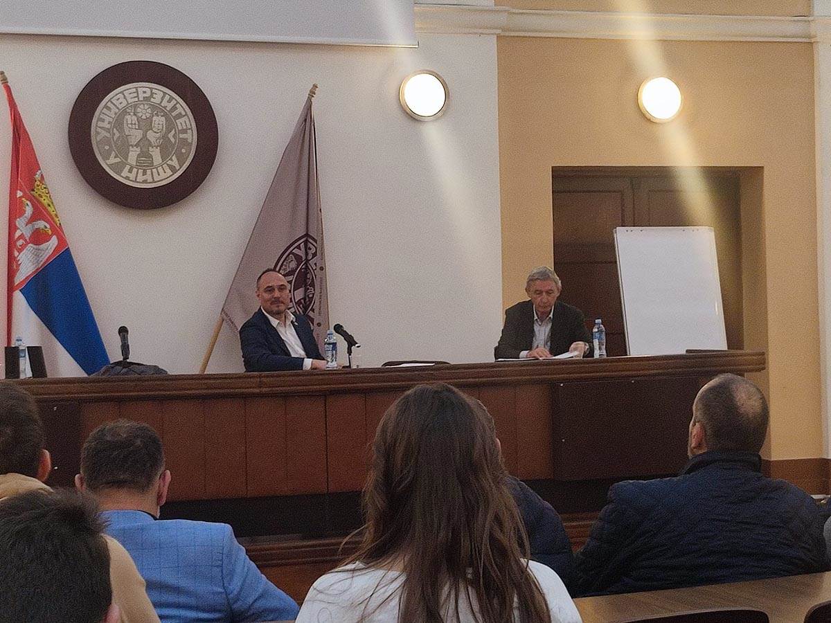 Svetislav Pešić Niš (10).jpg