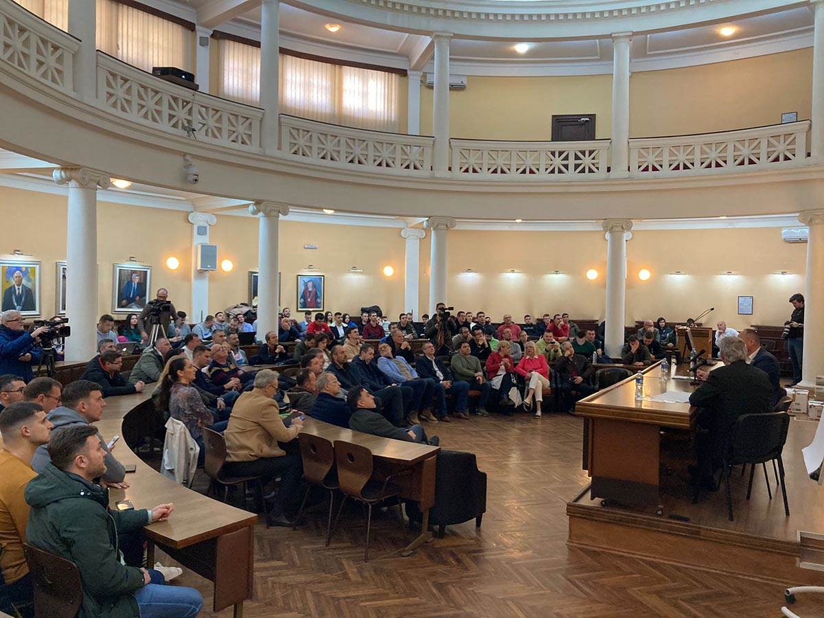 Svetislav Pešić Niš (13).jpg