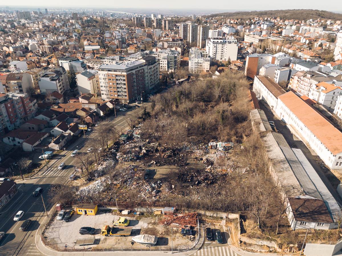 požar u romskom naselju-2.jpg