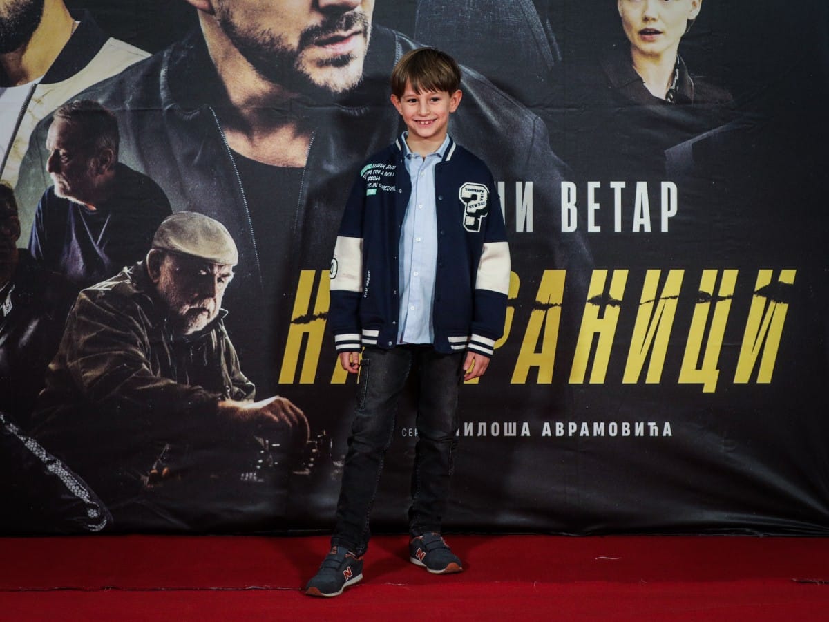 Premijera prve epizode serije Južni vetar u MTS dvorani. Ekipa filma na crvenom tepihu (24).jpeg