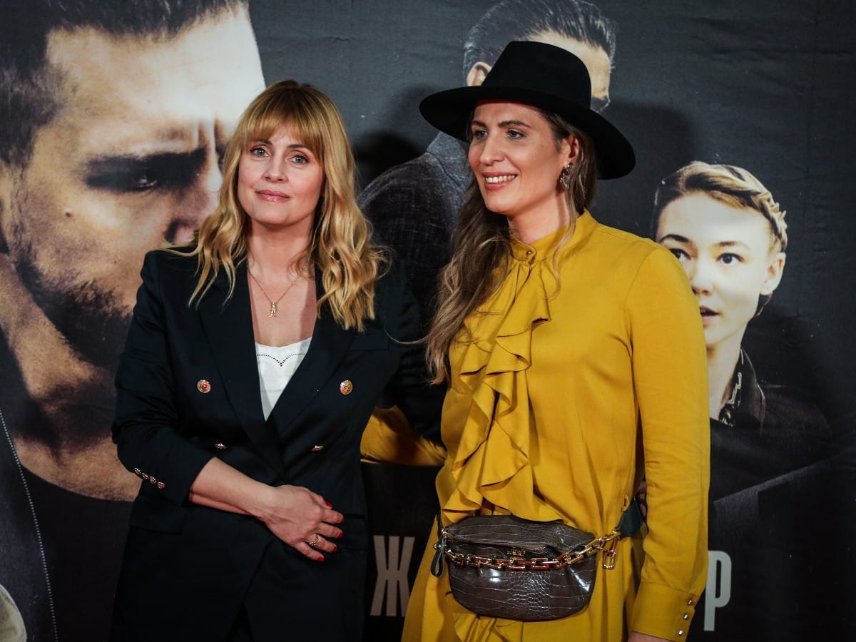 Premijera prve epizode serije Južni vetar u MTS dvorani. Ekipa filma na crvenom tepihu (7).jpeg