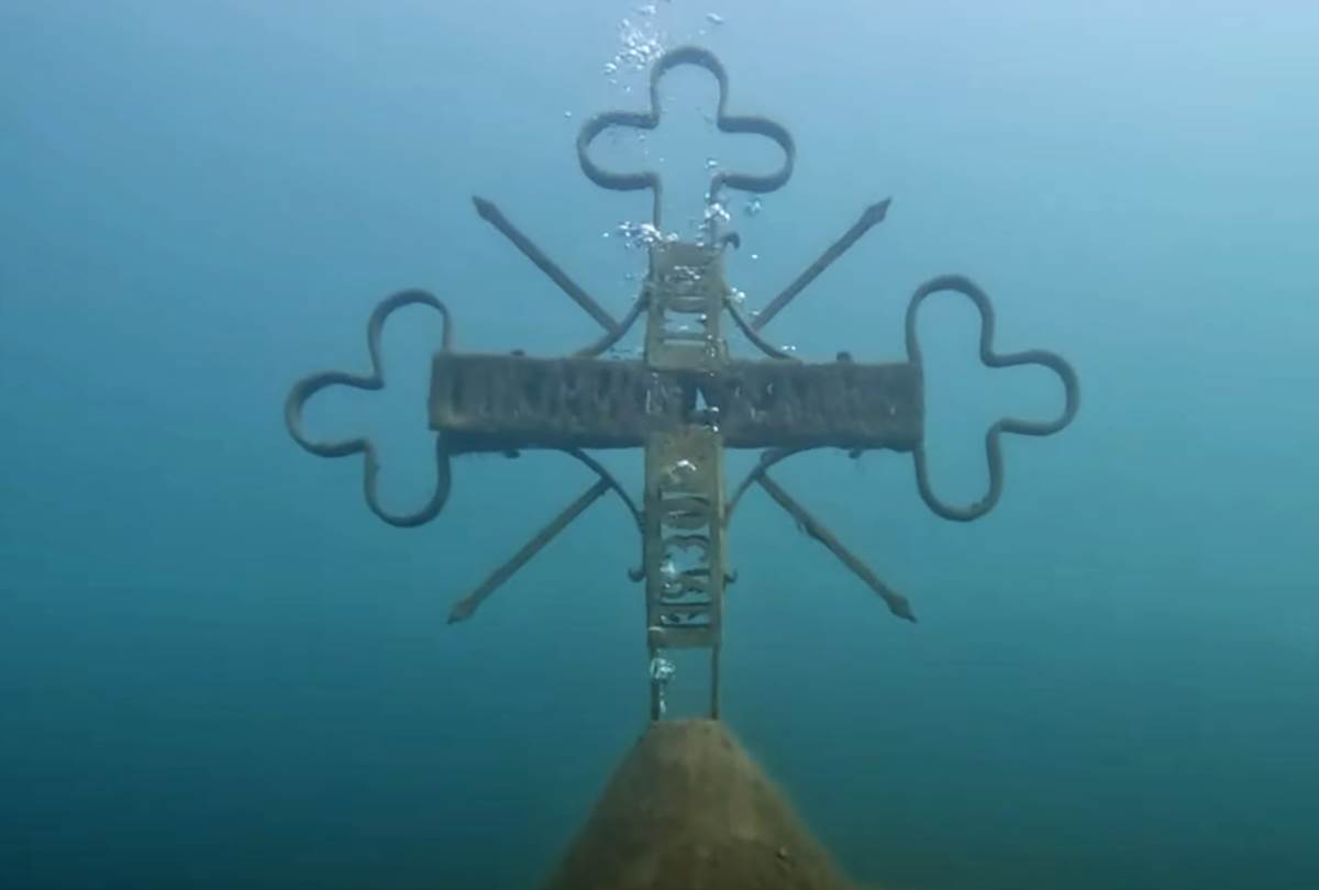 Crkva Svetog Arhanđela Mihaila (7).png