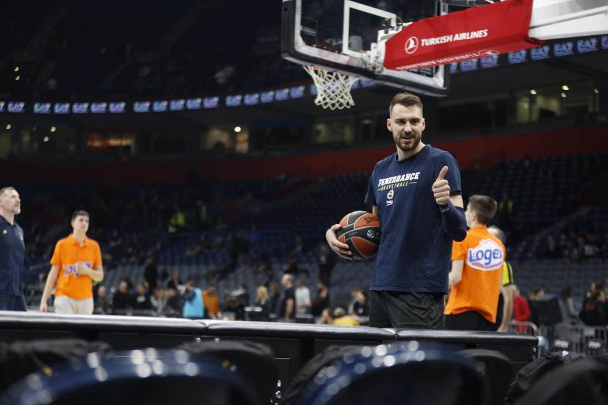 partizan fenerbahče  (10).jpg