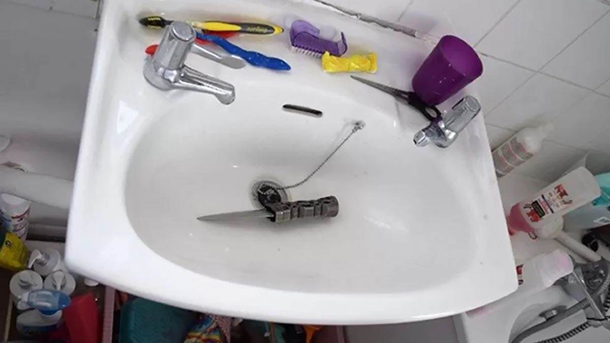 Devojka opsednuta serijskim ubicama ubila dečka