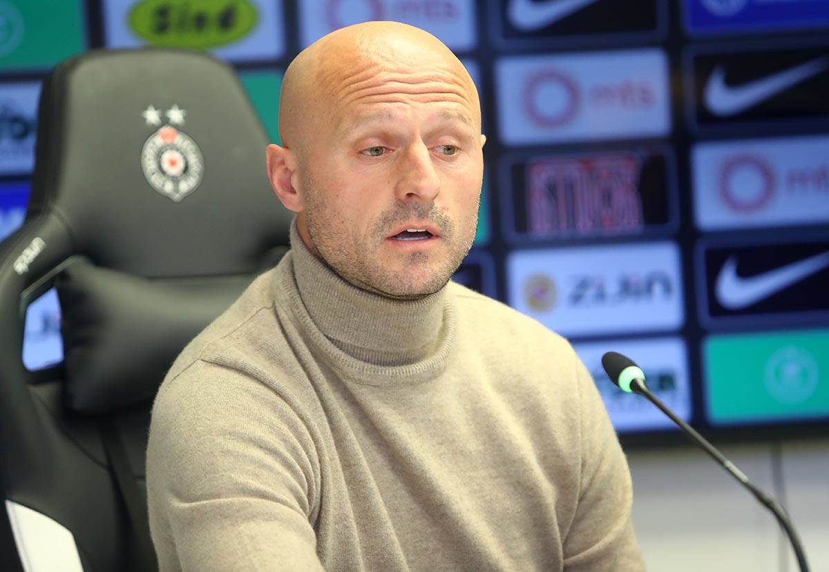 konferencija igora duljaja (8).jpg