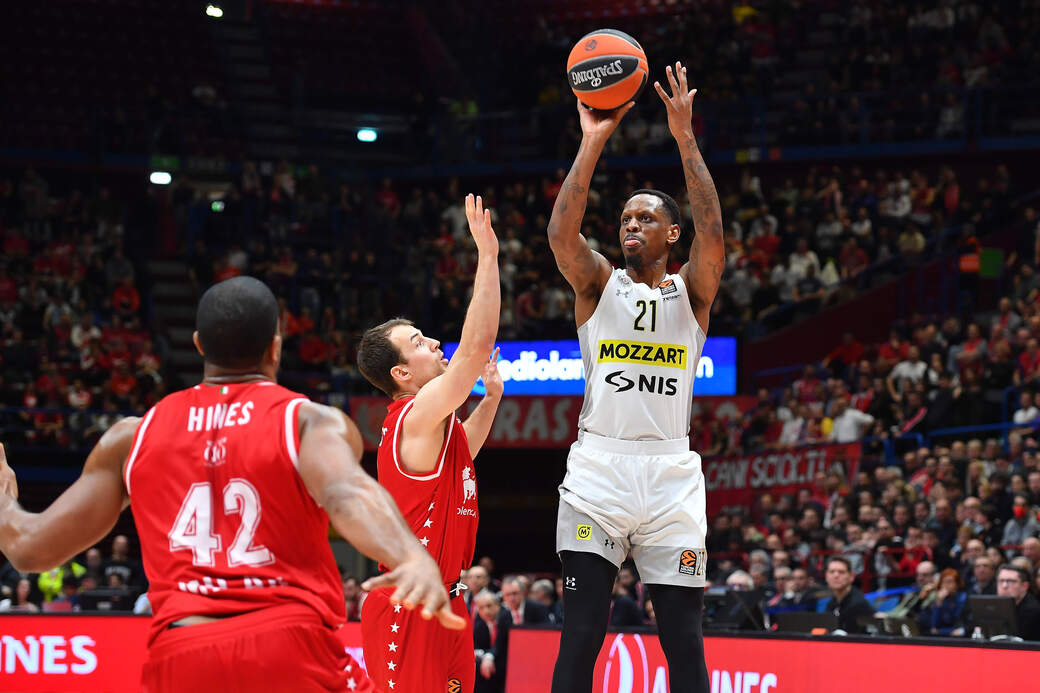 Armani Partizan (23).jpg