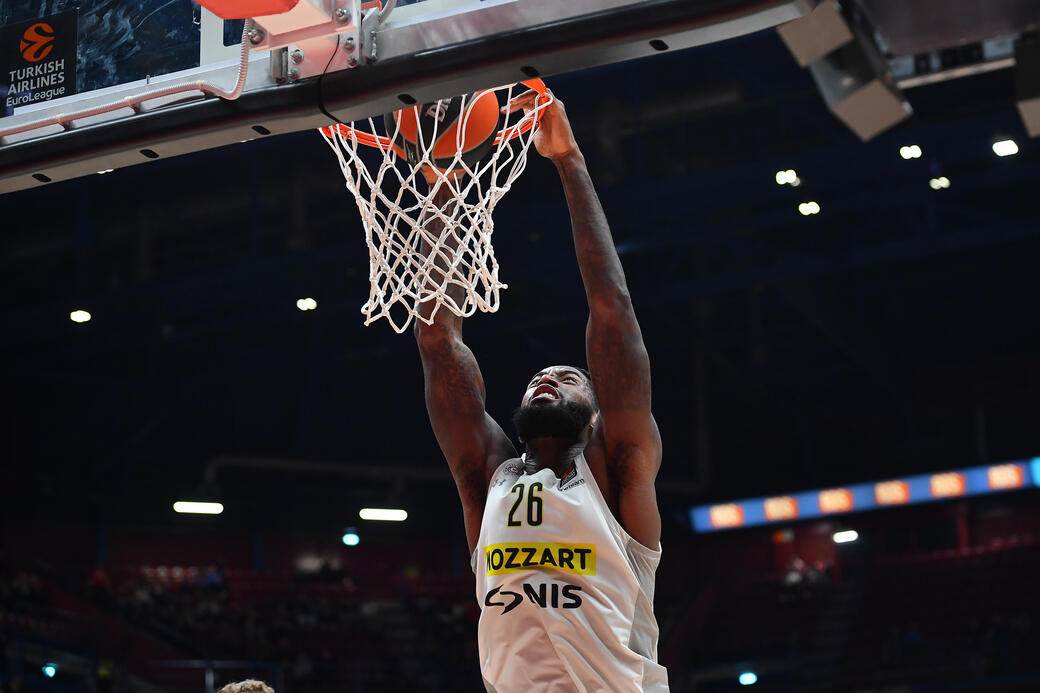 Armani Partizan (10).jpg