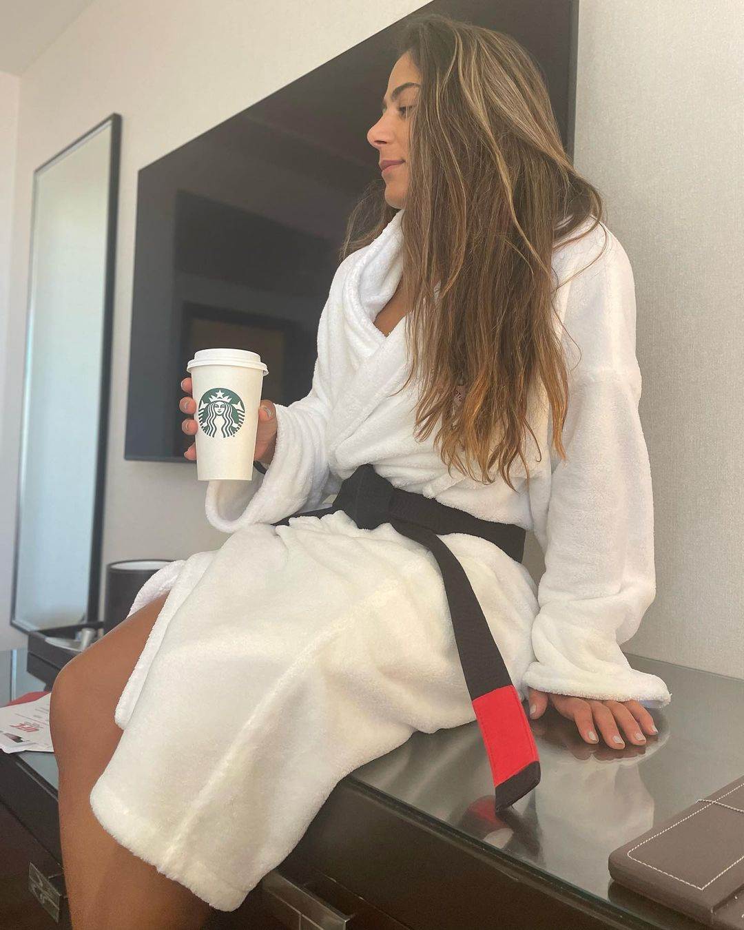 MMA zvezda Tabata Riči pokazala šta joj fanovi traže