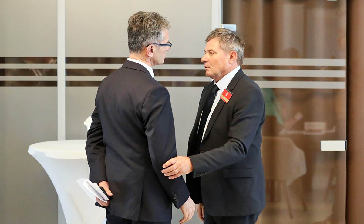 Fudbalski savez srbije izbor predsednika (20).JPG