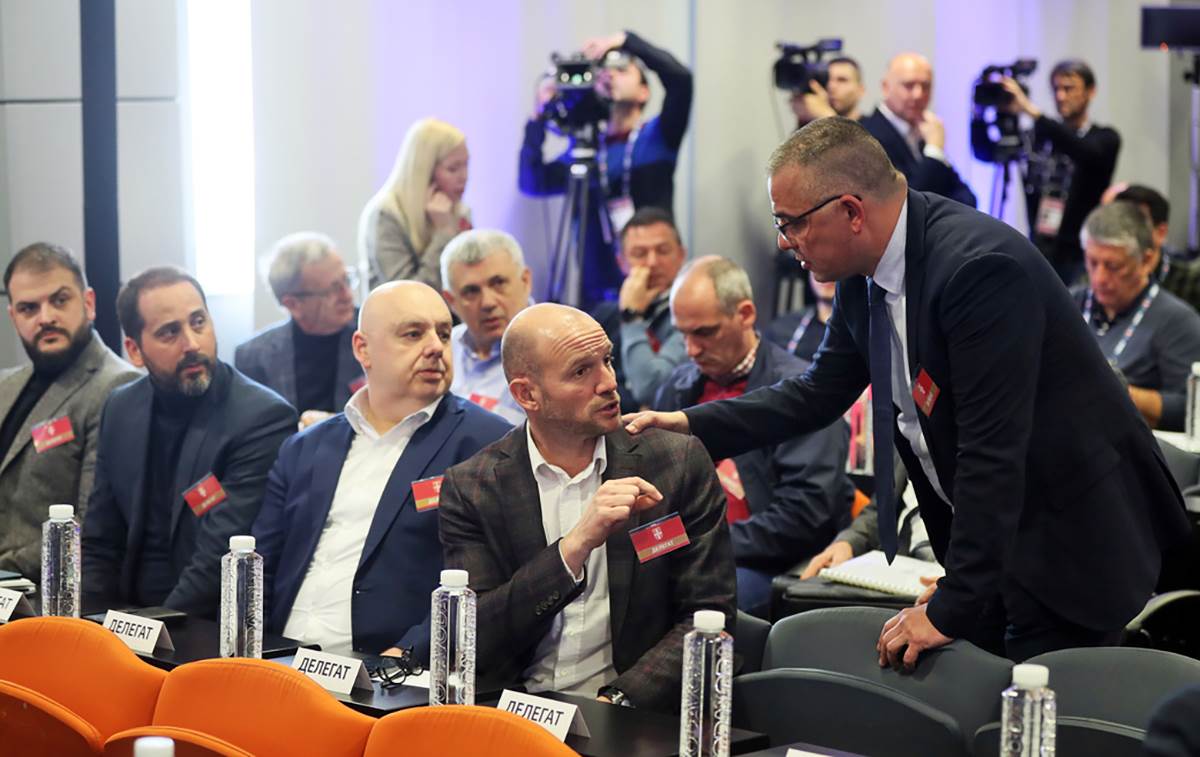 Fudbalski savez srbije izbor predsednika (22).JPG