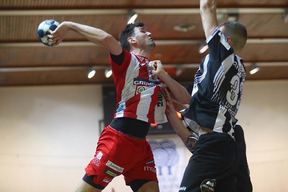 Crvena zvezda partizan rukomet (18).jpg